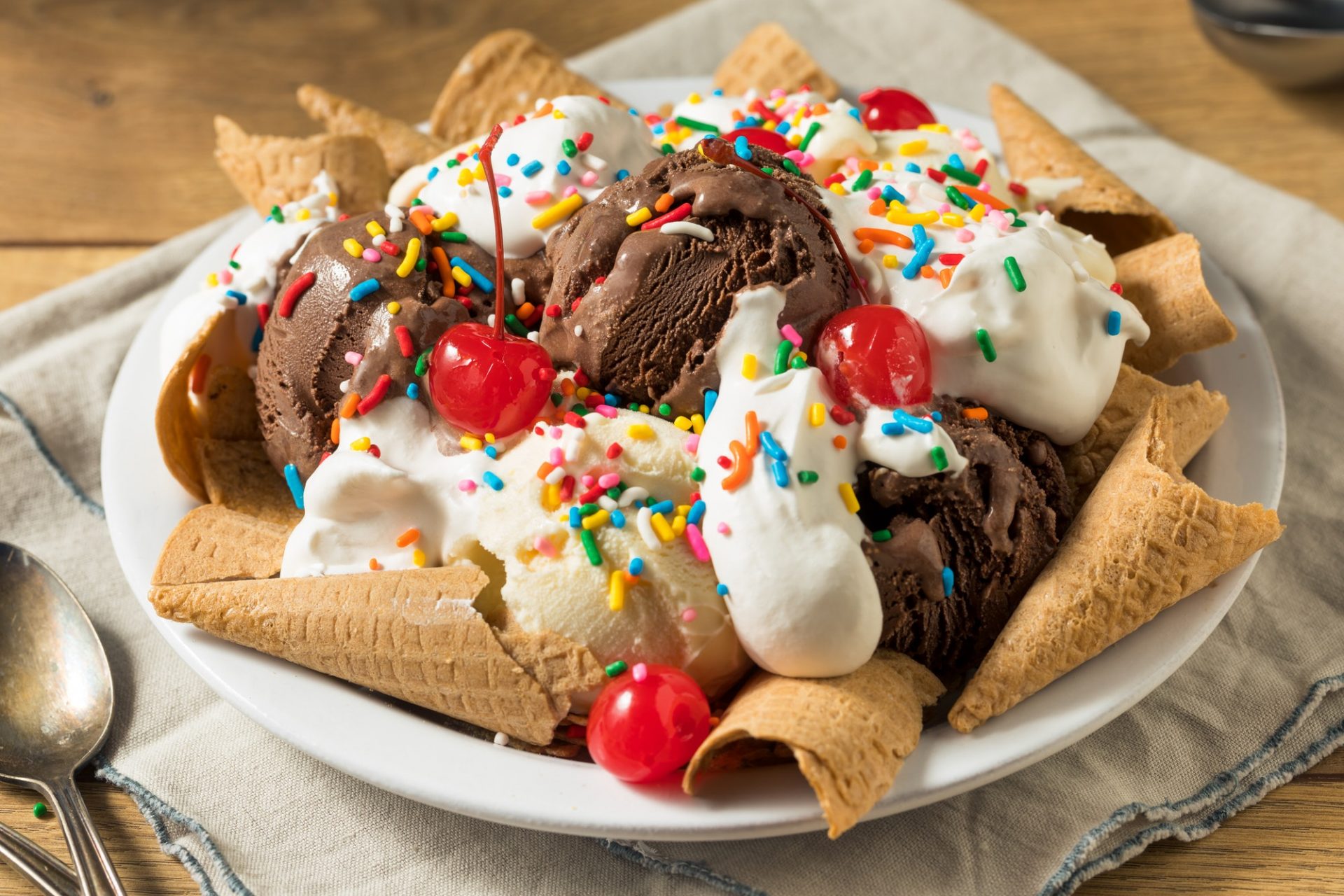 worlds biggest ice cream sundae