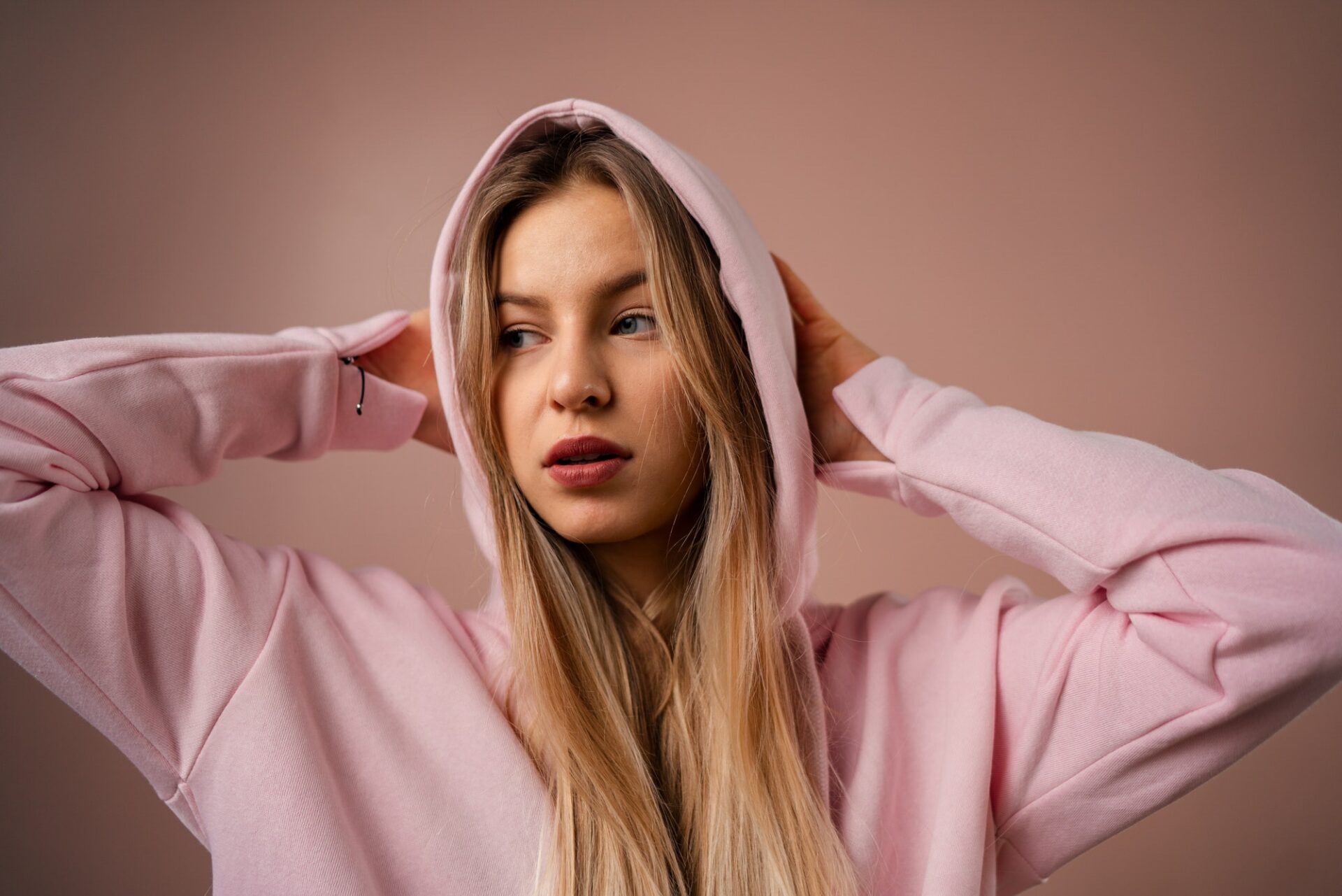 Pink hoodie outlet fashion